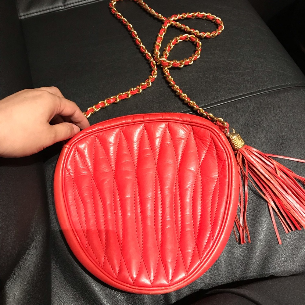 Vintage ELITA Retro Chain messenger crossbody heart oval shaped Leather purse